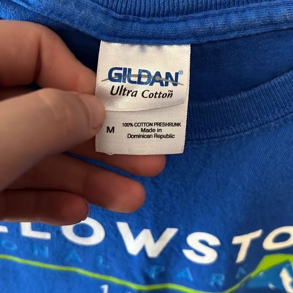 Retro Yellowstone shirt - Picture 2 of 4